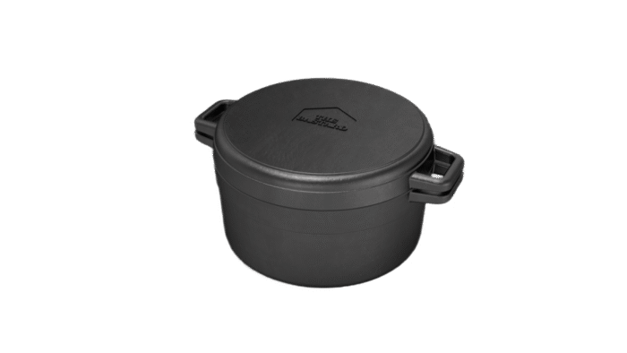 The Bastard Dutch Oven Medium Ø 24 cm iz litega železa, črn lonec s pokrovom, idealen za peko, dušenje in enolončnice na kamado žaru.